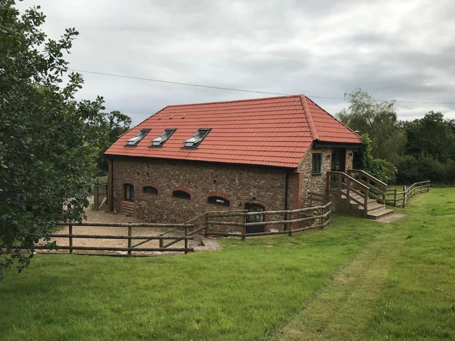Burleyhayes Barn - Secluded Devon Hideaway. Vila Hemyock Exterior foto